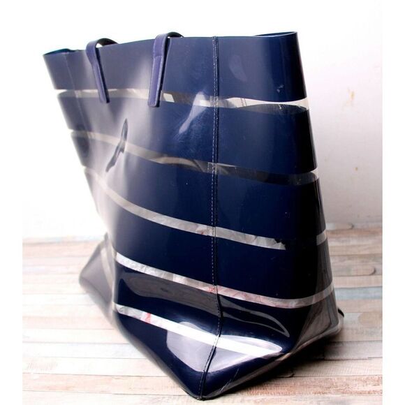 Tommy Bahama CLEAR BLUE PLASTIC LEATHER HANDLES BOTTOM TOTE SHOULDER BAG HANDBAG - Picture 5 of 10